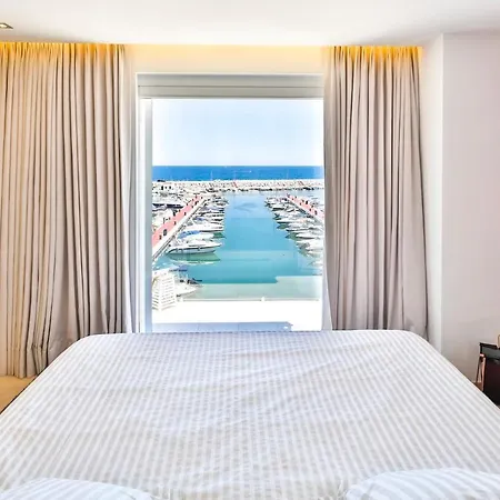 306 -luxury Selection- Puerto Banus Front Line Penthouse Appartement Marbella