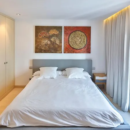 306 -luxury Selection- Puerto Banus Front Line Penthouse Marbella